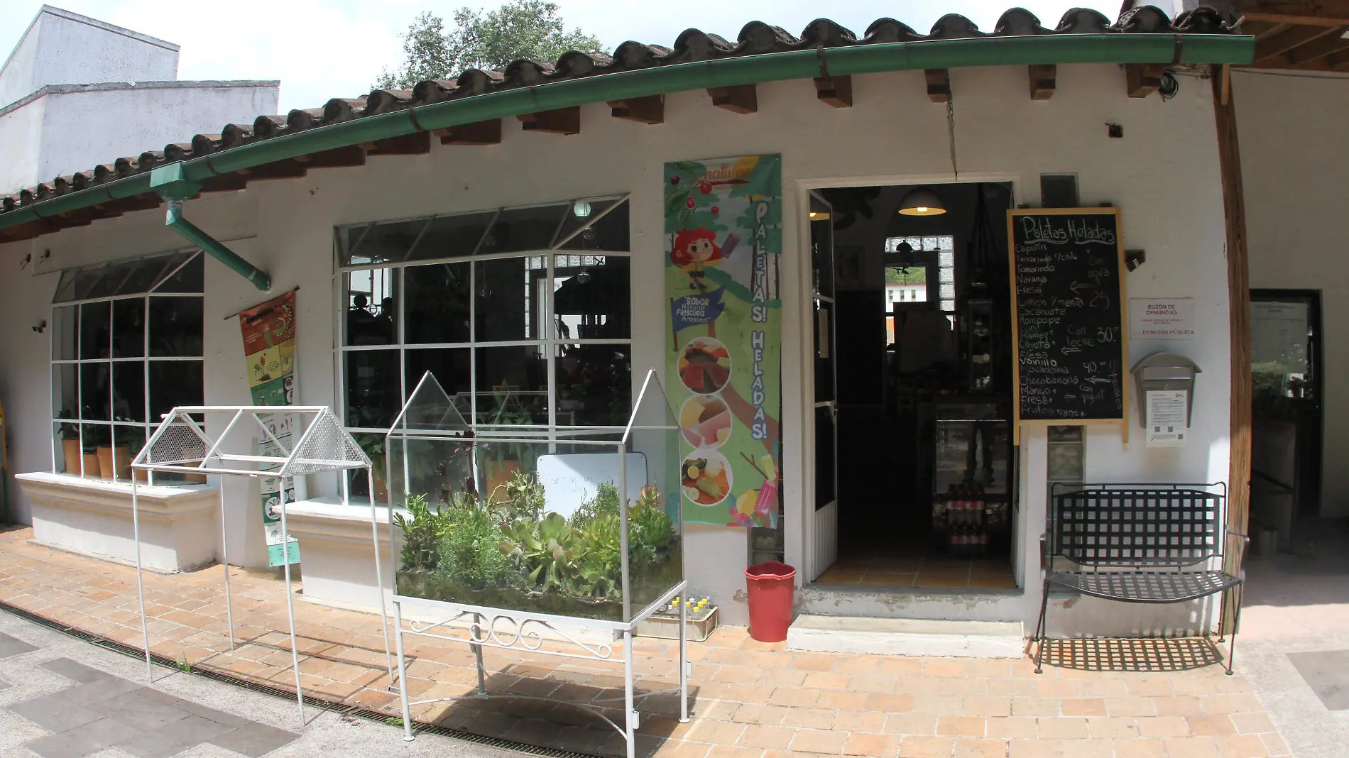 JE140620248945Tienda del Jardin Botanico